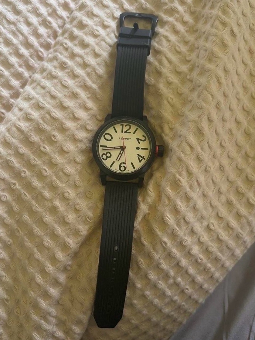 TOVE Black Silicone Strap Watch with White Dial